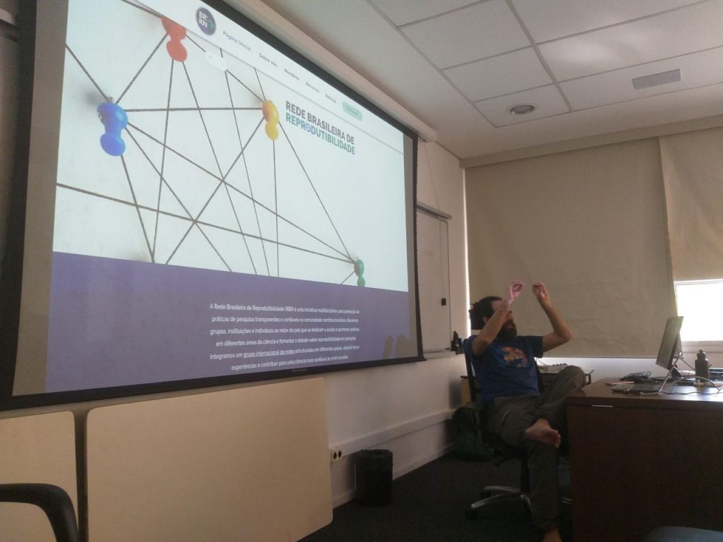 Cortext workshop at EACH-USP and presentation at IME-USP - Cortext